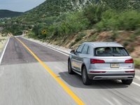 Audi Q5 2017 Mouse Pad 1285725