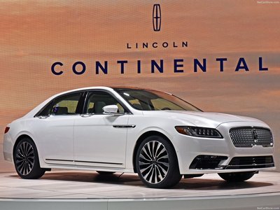 Lincoln Continental 2017 Mouse Pad 1285984