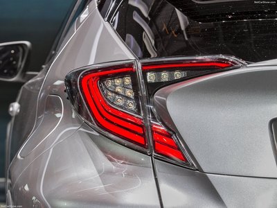 Toyota C-HR 2017 stickers 1288485