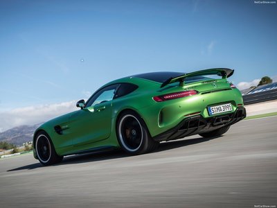 Mercedes-Benz AMG GT R 2017 Mouse Pad 1289155