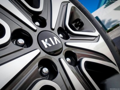 Kia Optima Hybrid 2017 tote bag