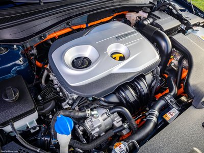 Kia Optima Hybrid 2017 tote bag