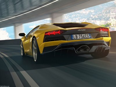 Lamborghini Aventador S 2017 poster