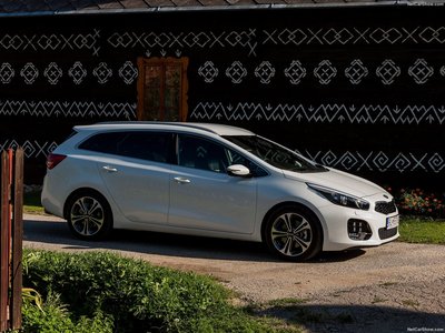 Kia Ceed SW GT-Line 2016 wooden framed poster