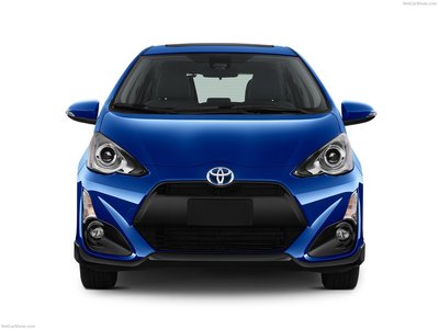 Toyota Prius c 2017 calendar