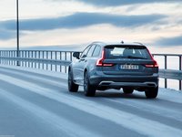 Volvo V90 Cross Country 2017 Longsleeve T-shirt #1292132