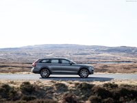 Volvo V90 Cross Country 2017 Sweatshirt #1292141