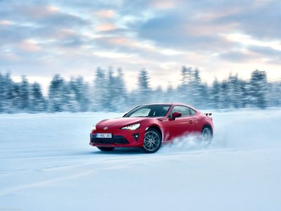 Toyota GT86 2017 Poster 1293283