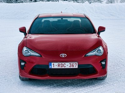 Toyota GT86 2017 Poster 1293333