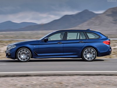 BMW 5-Series Touring 2018 Poster 1294552
