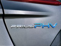 Toyota Prius Plug-in Hybrid 2017 t-shirt #1295214
