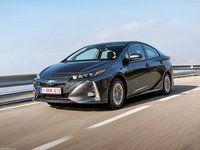 Toyota Prius Plug-in Hybrid 2017 Tank Top #1295234