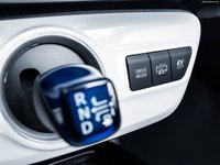 Toyota Prius Plug-in Hybrid 2017 Mouse Pad 1295245