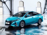 Toyota Prius Plug-in Hybrid 2017 Mouse Pad 1295261