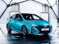 Toyota Prius Plug-in Hybrid 2017 Mouse Pad 1295268