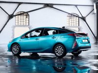Toyota Prius Plug-in Hybrid 2017 Mouse Pad 1295271