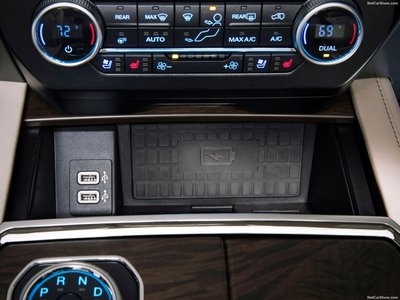 Ford Expedition 2018 mouse pad