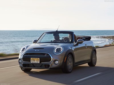 Mini Cooper S Convertible 2016 magic mug #1295526