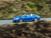 Porsche 911 Targa 4 2016 Mouse Pad 1296024