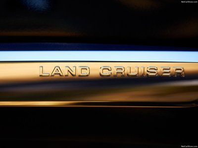 Toyota Land Cruiser 2016 puzzle 1298832