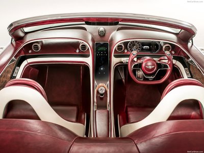 Bentley EXP 12 Speed 6e Concept 2017 wooden framed poster