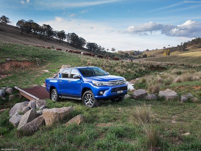 Toyota HiLux 2016 Poster 1299247