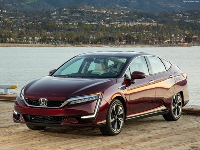 Honda Clarity Fuel Cell 2017 poster
