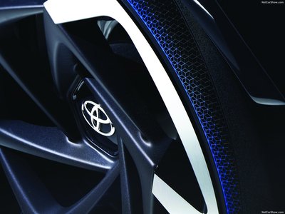 Toyota i-TRIL Concept 2017 Poster 1300196