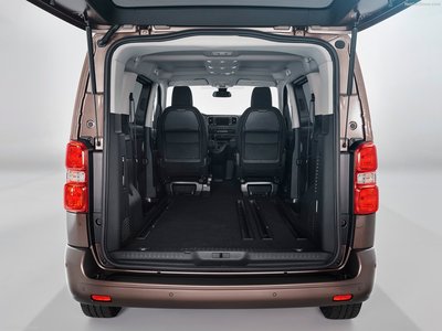 Toyota ProAce Verso 2016 canvas poster