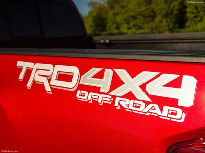 Toyota Tacoma TRD Off-Road 2016 hoodie