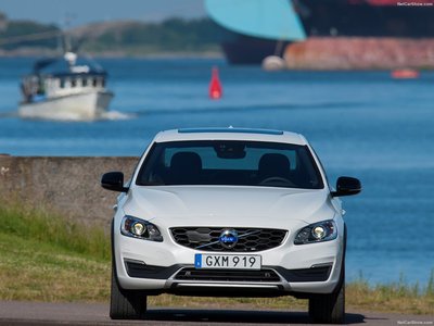 Volvo S60 Cross Country 2016 Poster 1301098