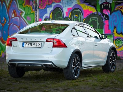 Volvo S60 Cross Country 2016 puzzle 1301110