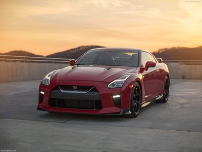 Nissan GT-R Track Edition 2017 canvas poster