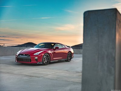 Nissan GT-R Track Edition 2017 Poster 1301214