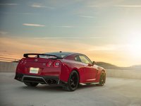 Nissan GT-R Track Edition 2017 hoodie #1301218
