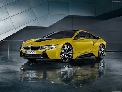 BMW i8 Protonic Frozen Yellow 2018 canvas poster