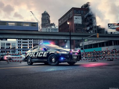 Ford Police Responder Hybrid Sedan 2018 metal framed poster