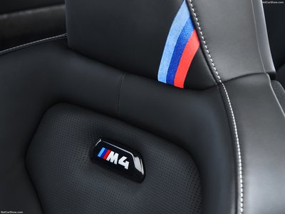 BMW M4 CS 2018 magic mug