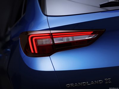 Vauxhall Grandland X 2018 canvas poster