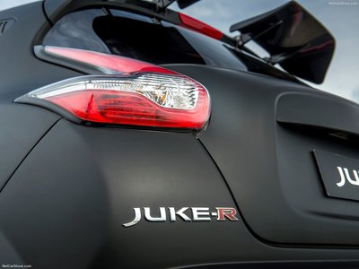 Nissan Juke-R 2.0 Concept 2015 metal framed poster