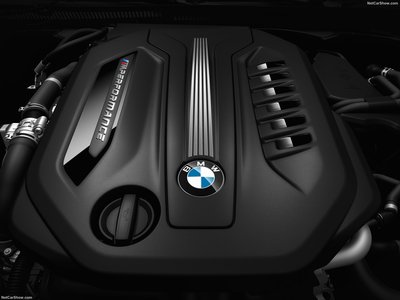 BMW M550d xDrive Touring 2018 Poster with Hanger