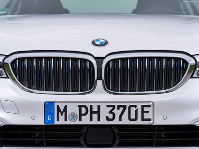 BMW 530e iPerformance 2018 Mouse Pad 1305597