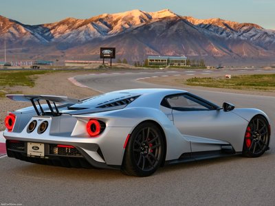 Ford GT 2017 Poster 1306231