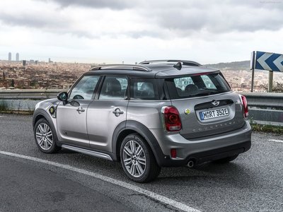 Mini Countryman Plug-in Hybrid 2017 puzzle 1306512