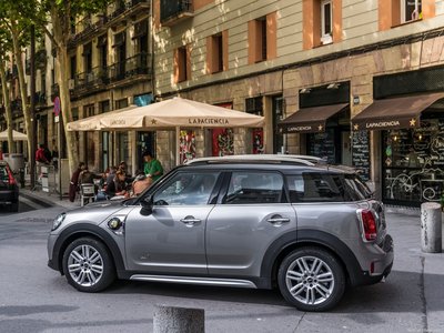 Mini Countryman Plug-in Hybrid 2017 stickers 1306530