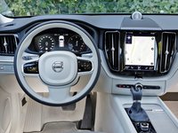 Volvo XC60 2018 hoodie #1307780