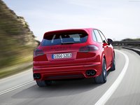 Porsche Cayenne GTS 2015 Longsleeve T-shirt #1308380