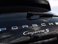 Porsche Cayenne 2015 Mouse Pad 1308397