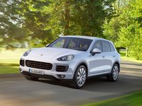 Porsche Cayenne 2015 Longsleeve T-shirt #1308494