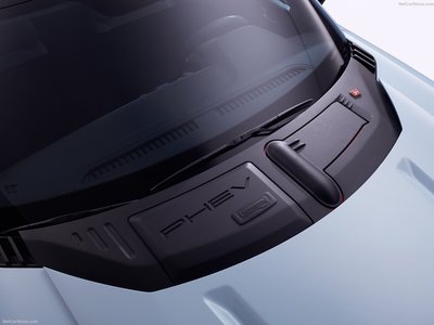 Qoros 2 SUV PHEV Concept 2015 tote bag